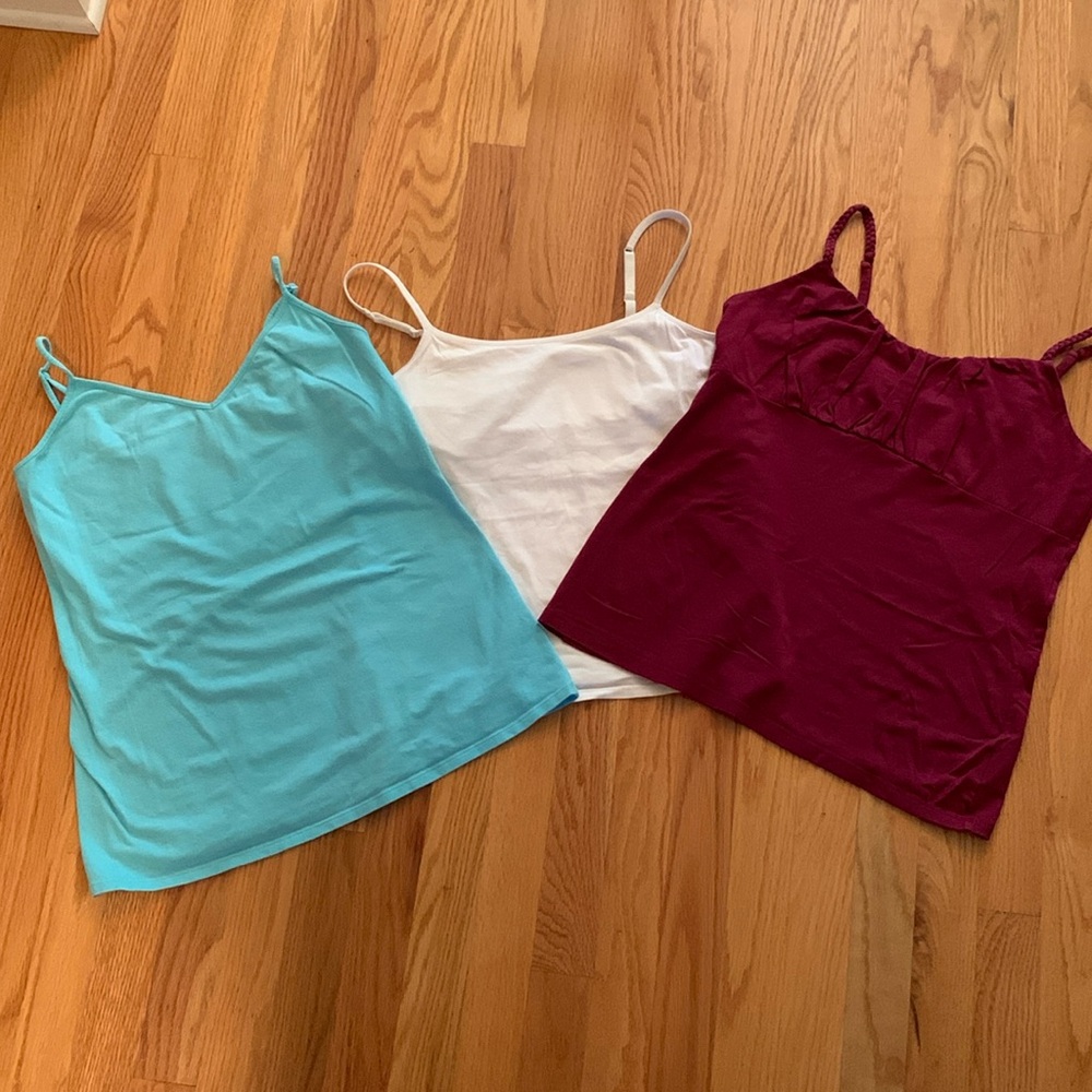 Bundle of 3 large Camisole Tanks by Torrid, JJill, & Inc in Aqua, Berry & White